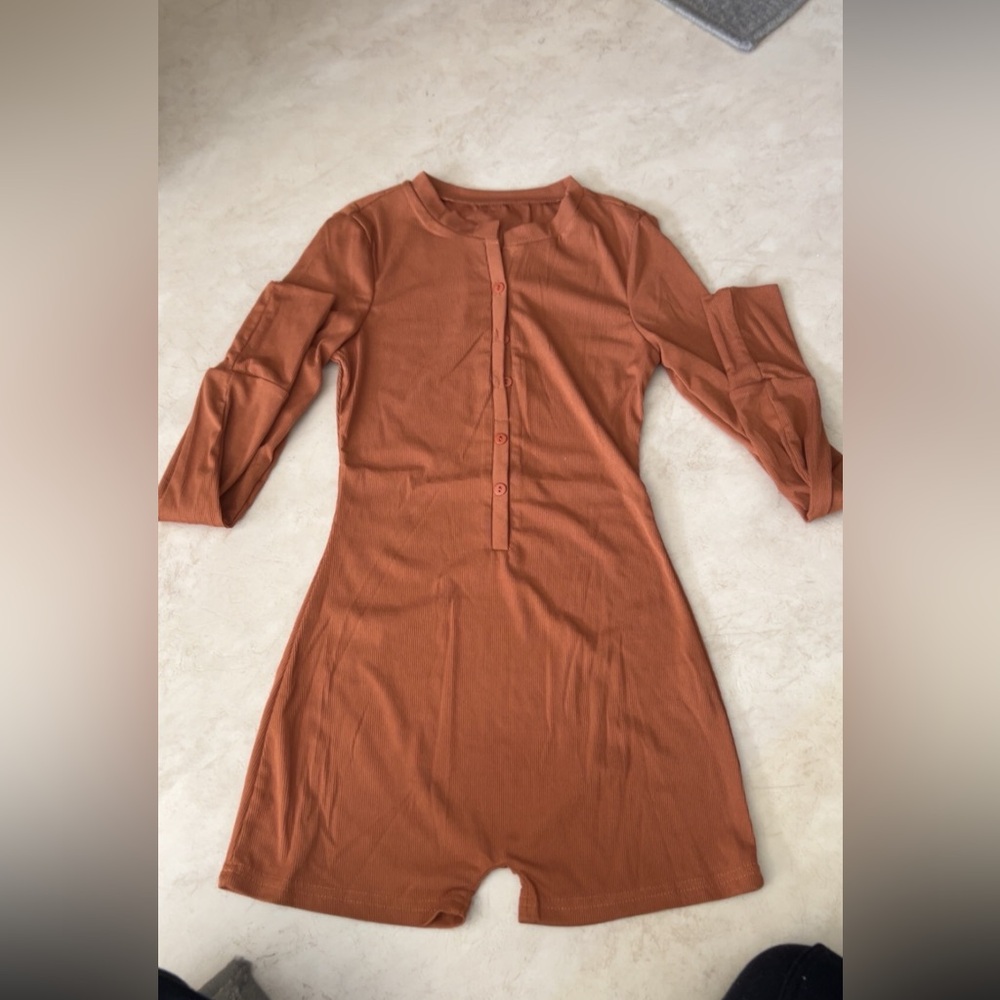 Burnt orange short romper